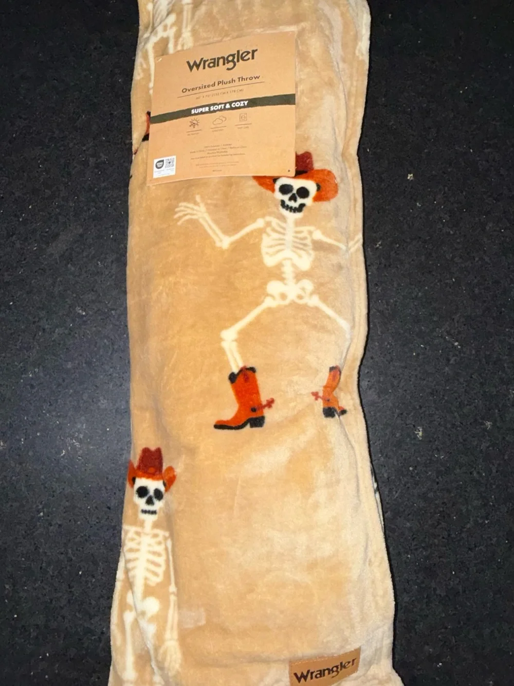 NEW Wrangler OVERSIZED Throw 60x70” Western Cowboy Skeletons Cowboy Boots & Hat